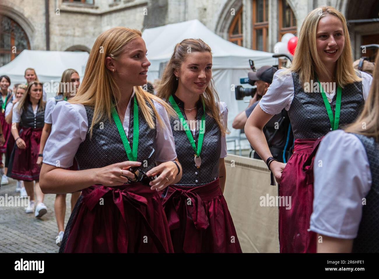 München, Deutschland. 28. Mai 2023. FC Bayern Frauen bei der Meisterfeier der FC Bayern Herren und FC Bayern Damen am 28.5.2023 in München. -- FC Bayern Women bei der Bundesliga Championship Celebration am 28. Mai 2023 in München. (Foto: Alexander Pohl/Sipa USA) Guthaben: SIPA USA/Alamy Live News Stockfoto