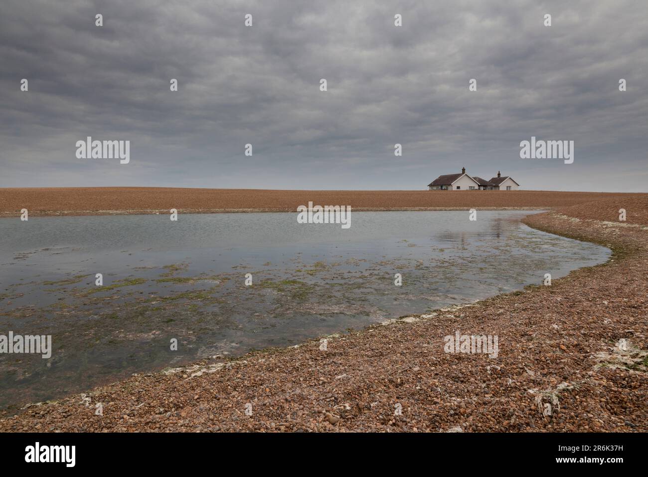 Atmospheric Shingle Street Suffolk UK Stockfoto