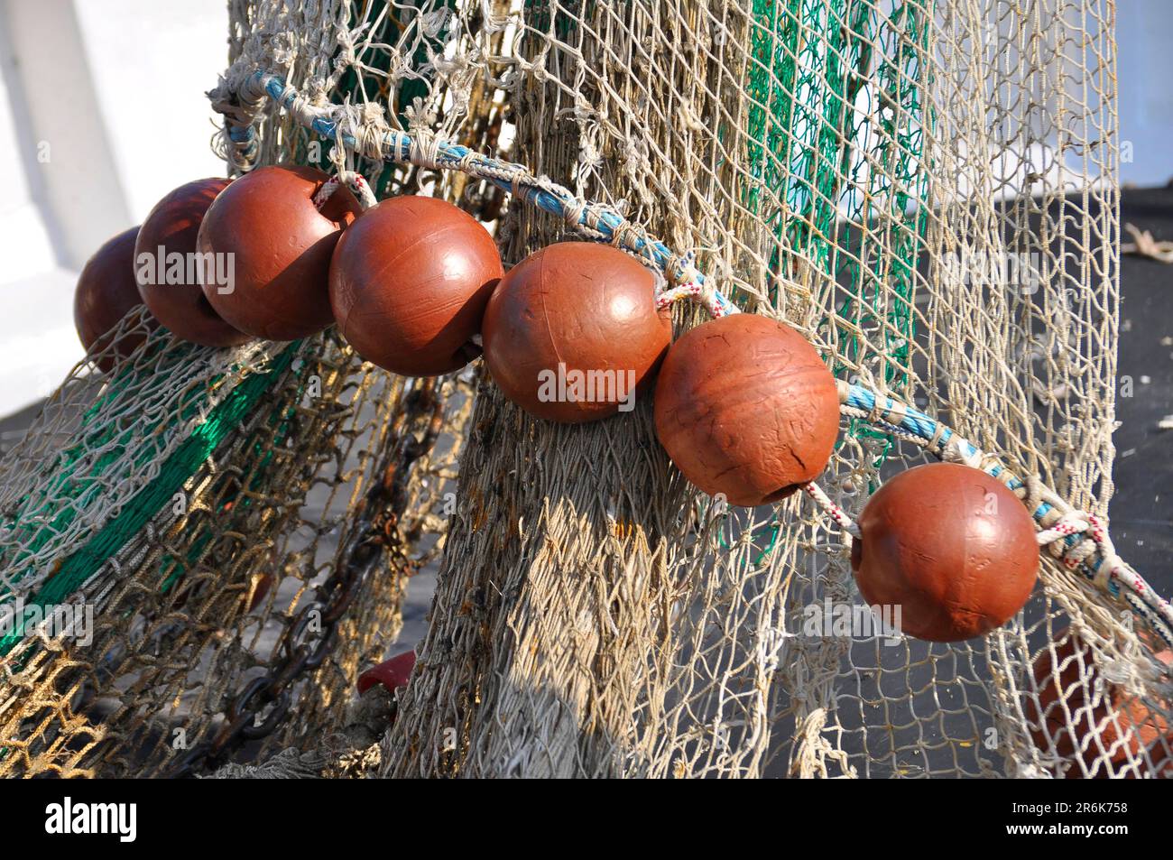 Emilia Romagna, italienische Adria, Cervia, am Hafen, Fischernetz Stockfoto