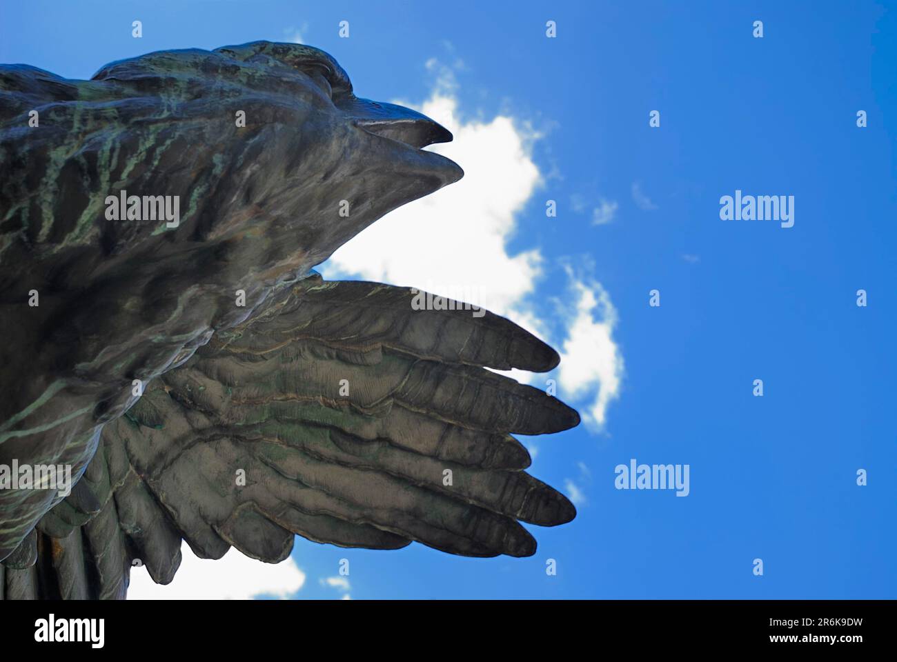 Eagle-Skulptur, die Teil des Andreas Hofer-Denkmals in Innsbruck Österreich ist Stockfoto