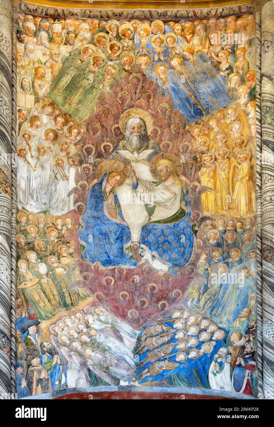 NEAPEL, ITALIEN - 23. APRIL 2023: Das Fresko der Krönung der Jungfrau Maria in der Kirche Chiesa di San Giovanni a Carbonara von Leonardo da Besozzo Stockfoto