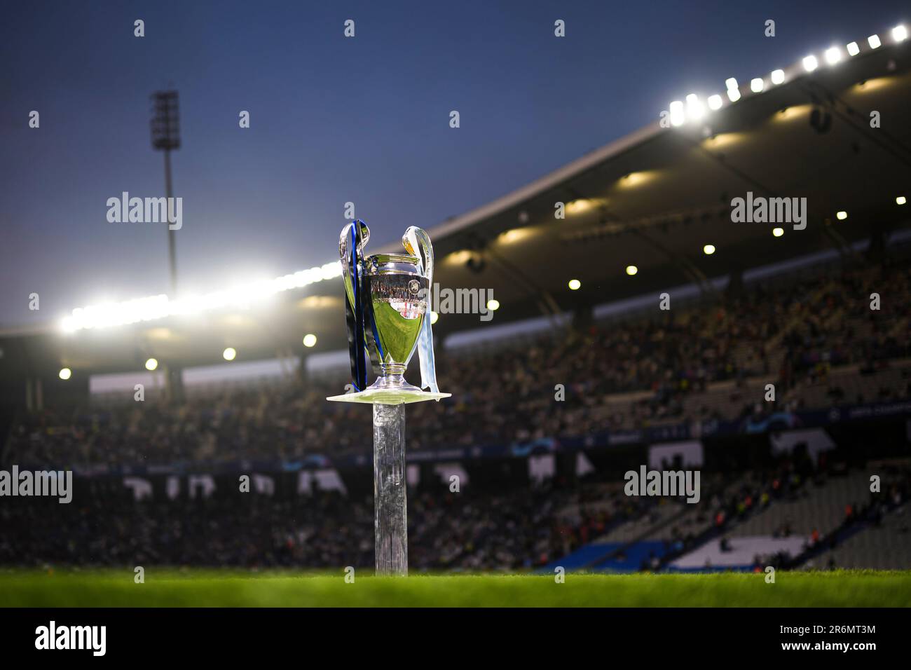 Istanbul, Türkei. 10. Juni 2023 Die Trophäe „Cham Pions League“ wird vor dem letzten Fußballspiel der UEFA Champions League zwischen dem FC Manchester City und dem FC Internazionale gesehen. Kredit: Nicolò Campo/Alamy Live News Stockfoto