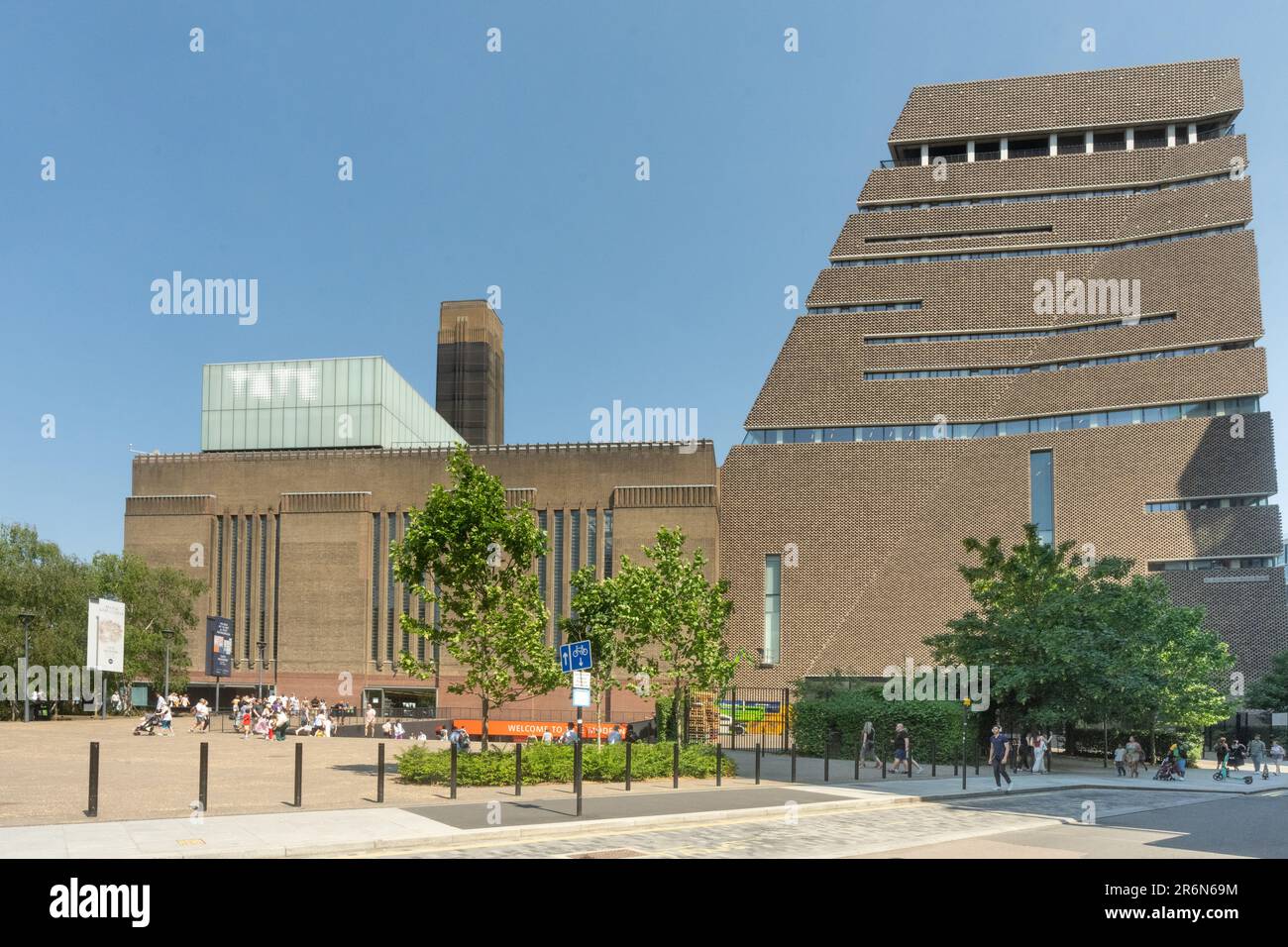 Tate Modern ist eine Kunstgalerie in London, die die nationale Sammlung internationaler moderner und zeitgenössischer Kunst im Vereinigten Königreich beherbergt Stockfoto