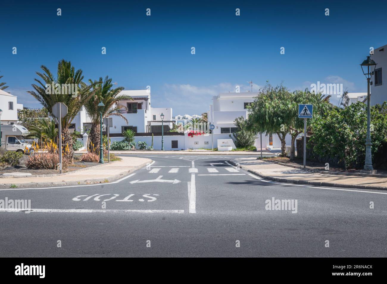 Wohngebiet in Costa Teguise, Lanzarote, Kanarische Inseln Stockfoto