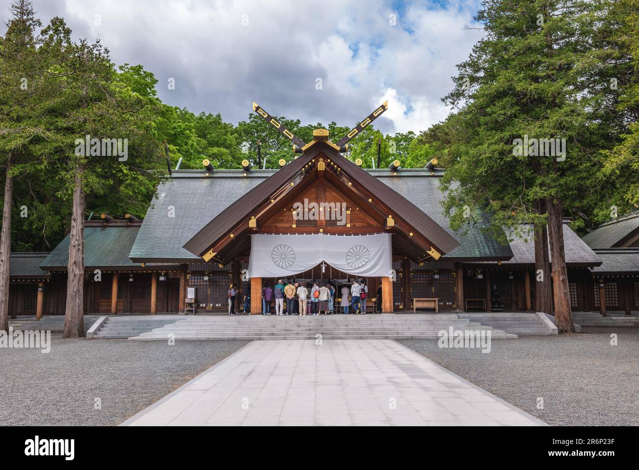 Haupthalle des Hokkaido-Schreins in Sapporo, Japan Stockfoto