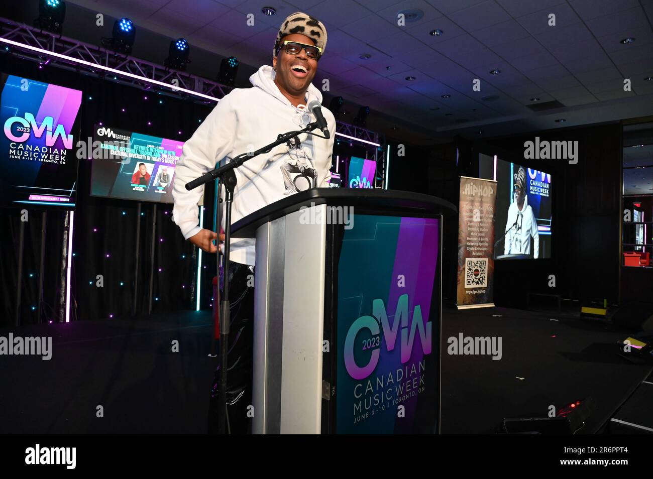 Toronto, Kanada. 10. Juni 2023. Der kanadische Künstler Kardinal Offishall erhält den Social Justice Award bei der Canadian Music Week 2023 in Toronto, Kanada. Dominic Chan/EXimages/CMW Credit: EXImages/Alamy Live News Stockfoto