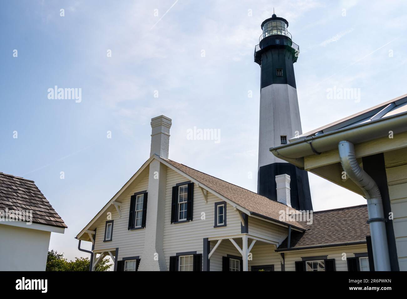 Tybee Island Light Station am North Beach und der Eingang zum Savannah River auf Tybee Island entlang der Georgia Coast östlich von Savannah. (USA) Stockfoto