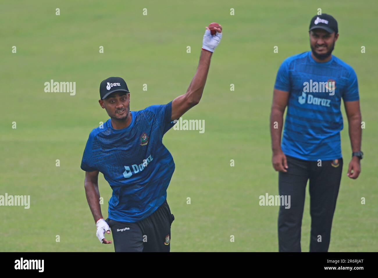 Shoriful Islam: Bangladesch-Cricketspieler nehmen vor dem alleinigen Testspiel A an Übungseinheiten im Sher-e-Bangla National Cricket Stadium (SBNCS) Teil Stockfoto