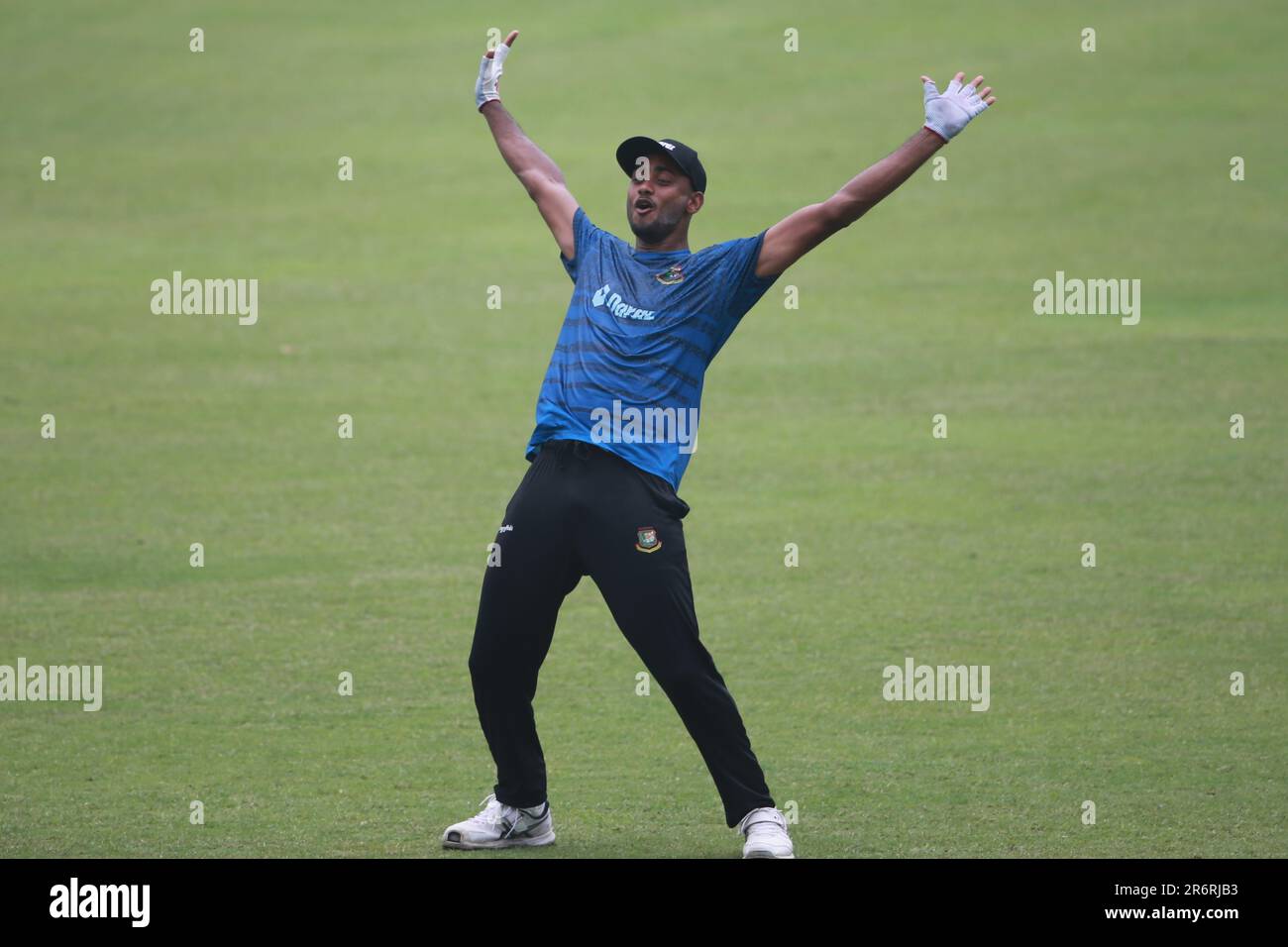 Shoriful Islam: Bangladesch-Cricketspieler nehmen vor dem alleinigen Testspiel A an Übungseinheiten im Sher-e-Bangla National Cricket Stadium (SBNCS) Teil Stockfoto