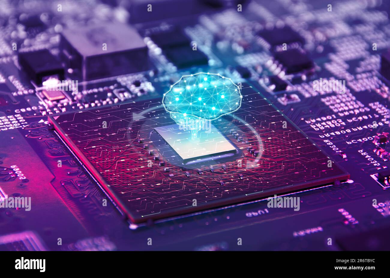 KI-Konzept für künstliche Intelligenz, Nahaufnahme des Mikroprozessors des Gehirns auf dem elektronischen Computerhintergrund des Mainboards, futuristische innovative Technologien Stockfoto