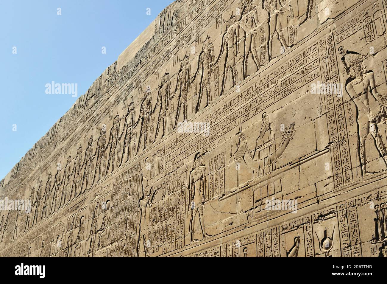 Reliefs, ptolemäischer Kult, Edfu, Idfu, Tempel des Horus, Ägypten Stockfoto