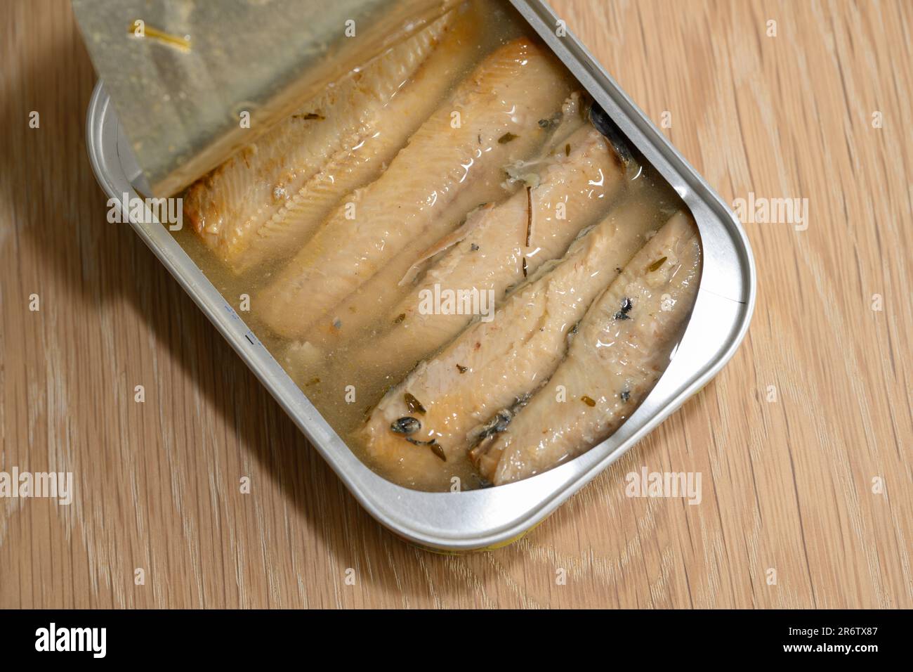 Sardine in Dosen oder Dosen in Olivenöl oder französischem Fischreservat Stockfoto
