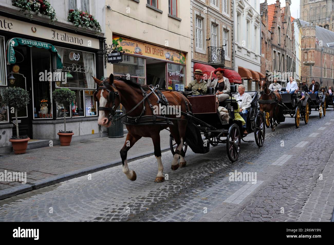 Pferdekutschen, Flandern, Kopfsteinpflaster, Brügge, Westflandern, Belgien Stockfoto