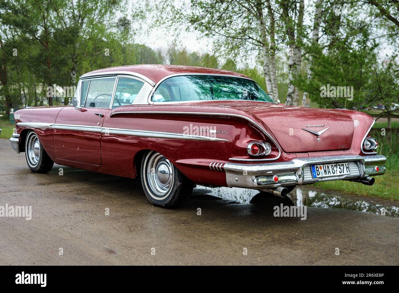 FINOWFURT, DEUTSCHLAND - 06. MAI 2023: Das große Auto Chevrolet Bel Air, 1958. Rückansicht. Rennfestival 2023. Saisoneröffnung. Stockfoto