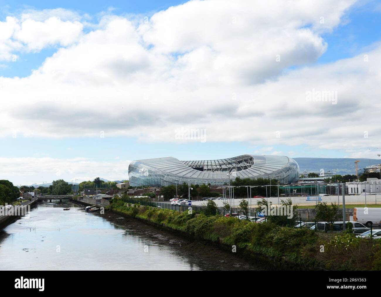 Aviva Stadium am Fluss Dodder in Dublin, Irland. Stockfoto