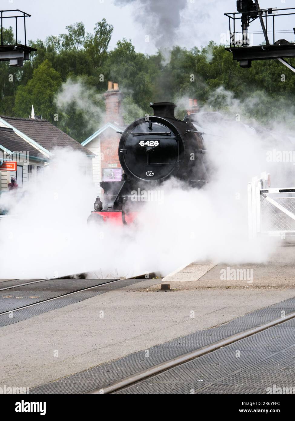 North York Moors Railway Dampfmaschine Eric Treacy am Bahnhof Grosmont Stockfoto