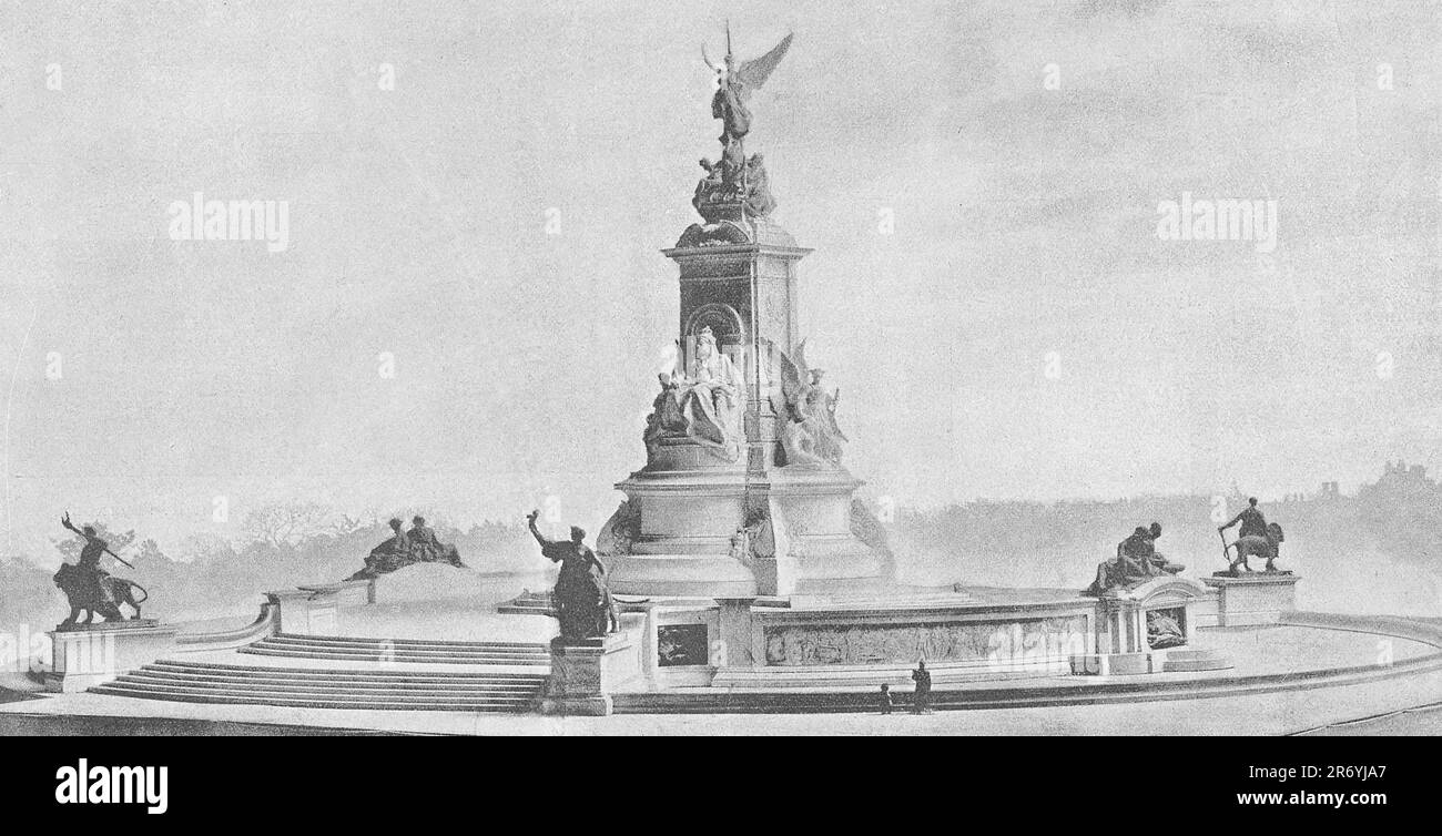 Denkmal für Queen Victoria (Victoria Memorial) in London. Foto wurde 1911 aufgenommen. Stockfoto