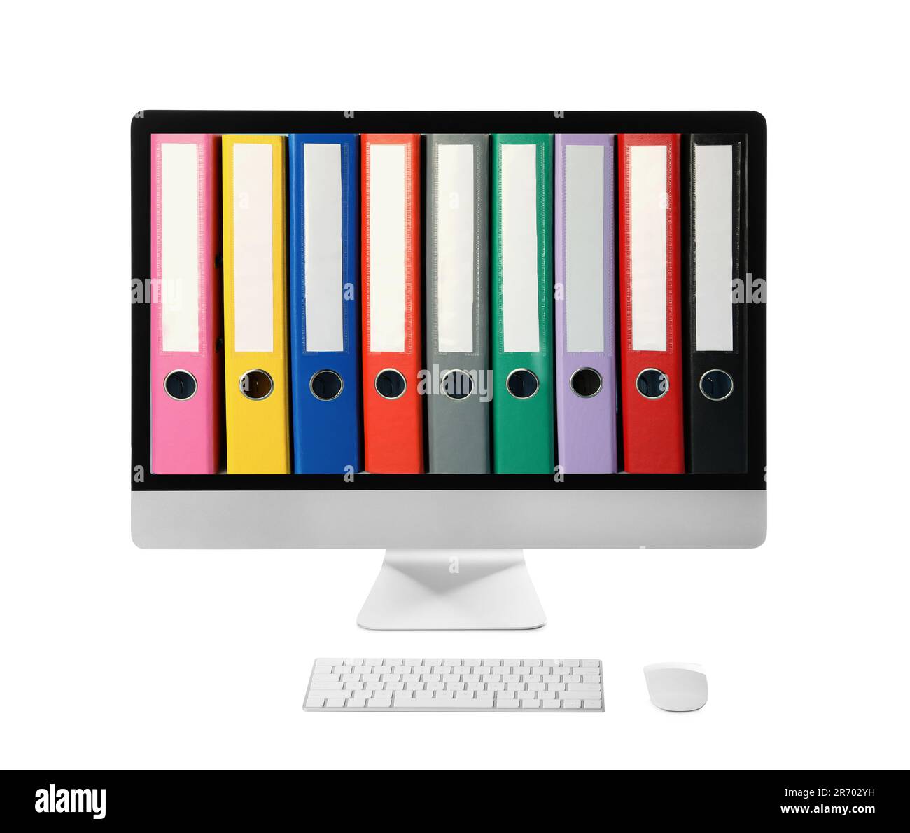 Speichern und organisieren Sie Informationen. Moderner Computer mit festem Büroordner auf dem Bildschirm auf weißem Hintergrund Stockfoto