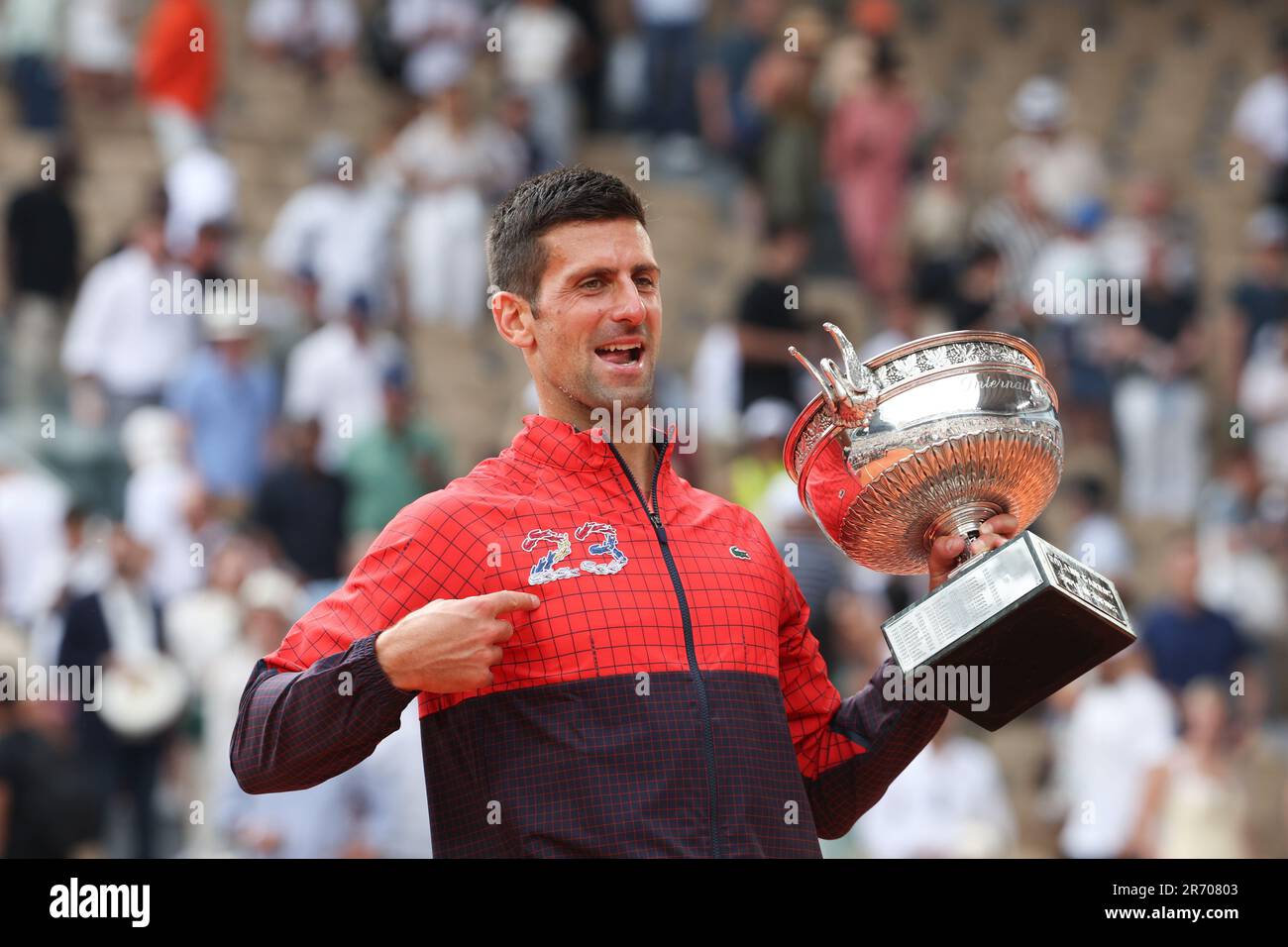 11. Juni 2023, Frankreich Gewinner Novak Djokovic von Serbien feiert