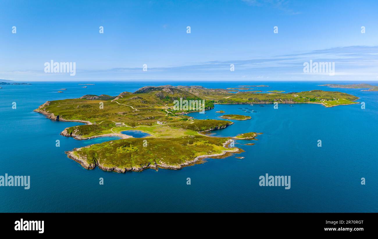 Luftaufnahme der Insel Tanera More (Tanera Mor) auf den Sommerinseln, Ross und Cromarty, Schottland, Großbritannien Stockfoto