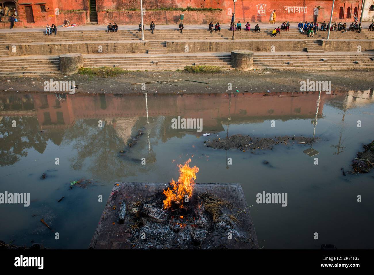 Nepal, Kathmandu, Pashupatinath, Einäscherung Beerdigung Stockfoto