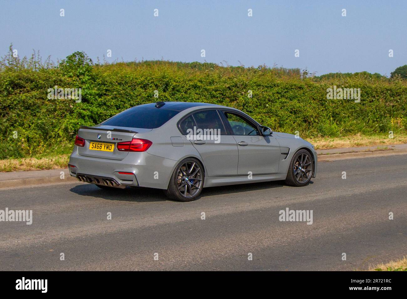 2018 BMW M3 CS S-A, M TwinPower Turbo DCT Auto Start/Stop Grey Limousine 2979 ccm; auf der Classic & Performance Motor Show im Hoghton Tower; Supercar Showtime Juni 2023 Stockfoto