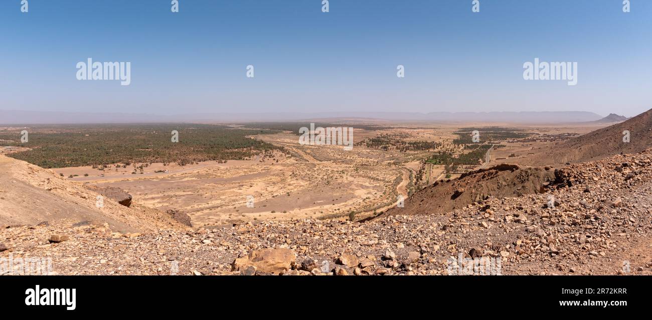 Herrlicher Panoramablick vom Mount Zagora in das Draa-Tal, Marokko Stockfoto