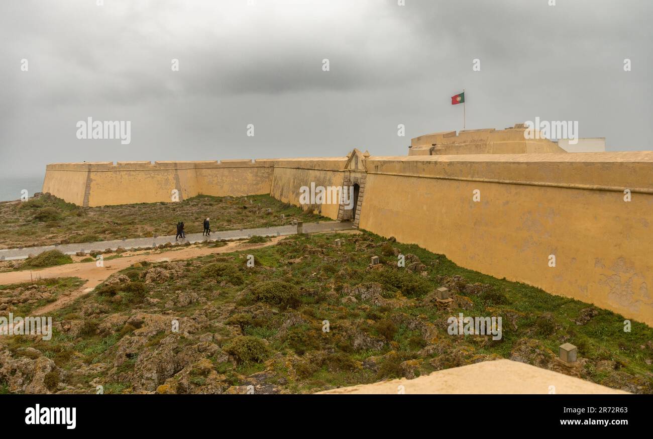 Die Festung Sagres, an der Kreuzung zwischen dem Mittelmeer und dem Atlantischen Ozean, war einst der Startpunkt für den portugiesischen Kolonialismus Stockfoto