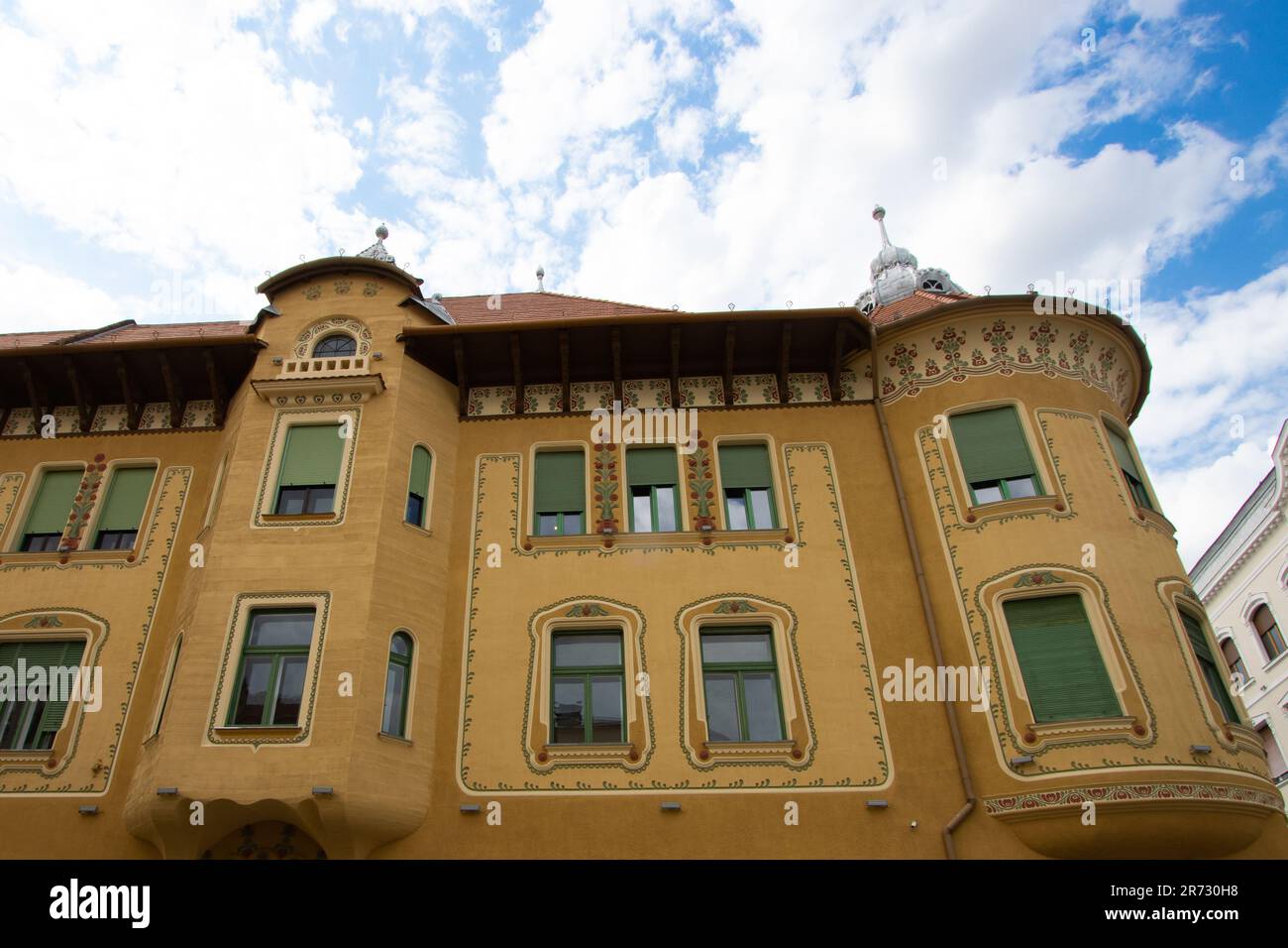 Stern Palast (Palatul Stern ), wunderschönes Jugendstilgebäude in Oradea, Rumänien Stockfoto