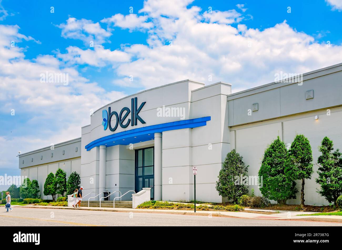 Dillards Bel Air Mall Mobile Al Einkaufszentrum ankern -Fotos und -Bildmaterial in hoher Auflösung – Alamy