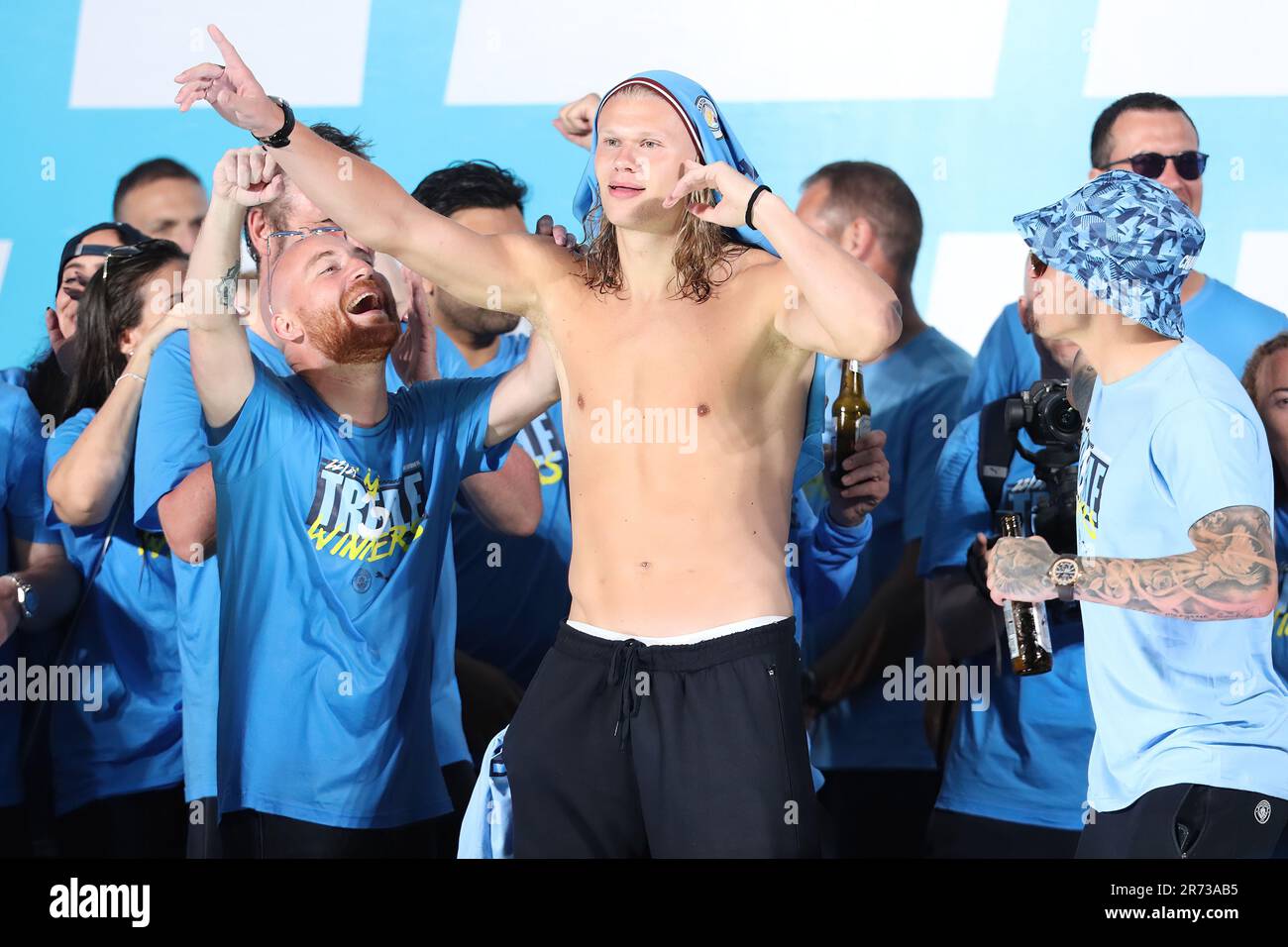 Manchester, Großbritannien. 12. Juni 2023. Erling Haaland aus Manchester City während der Siegesparade für den Europapokal, den FA Cup und die Premier League in den Straßen von Manchester, Nordengland, am 12. Juni 2023 (Foto: Phil Bryan/Alamy Live News). Guthaben: Philip Bryan/Alamy Live News Stockfoto