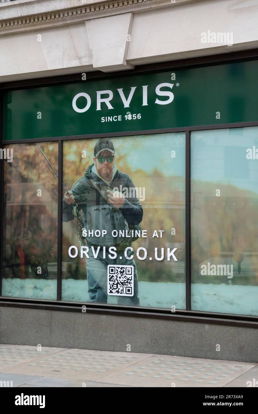 London, UK - 8. Mai 2023 : Orvis-Filiale in der Londoner Stadt. Orvis ist ein amerikanischer Familienbetrieb, der sich auf Fliegenfischen, Jagen und Stockfoto