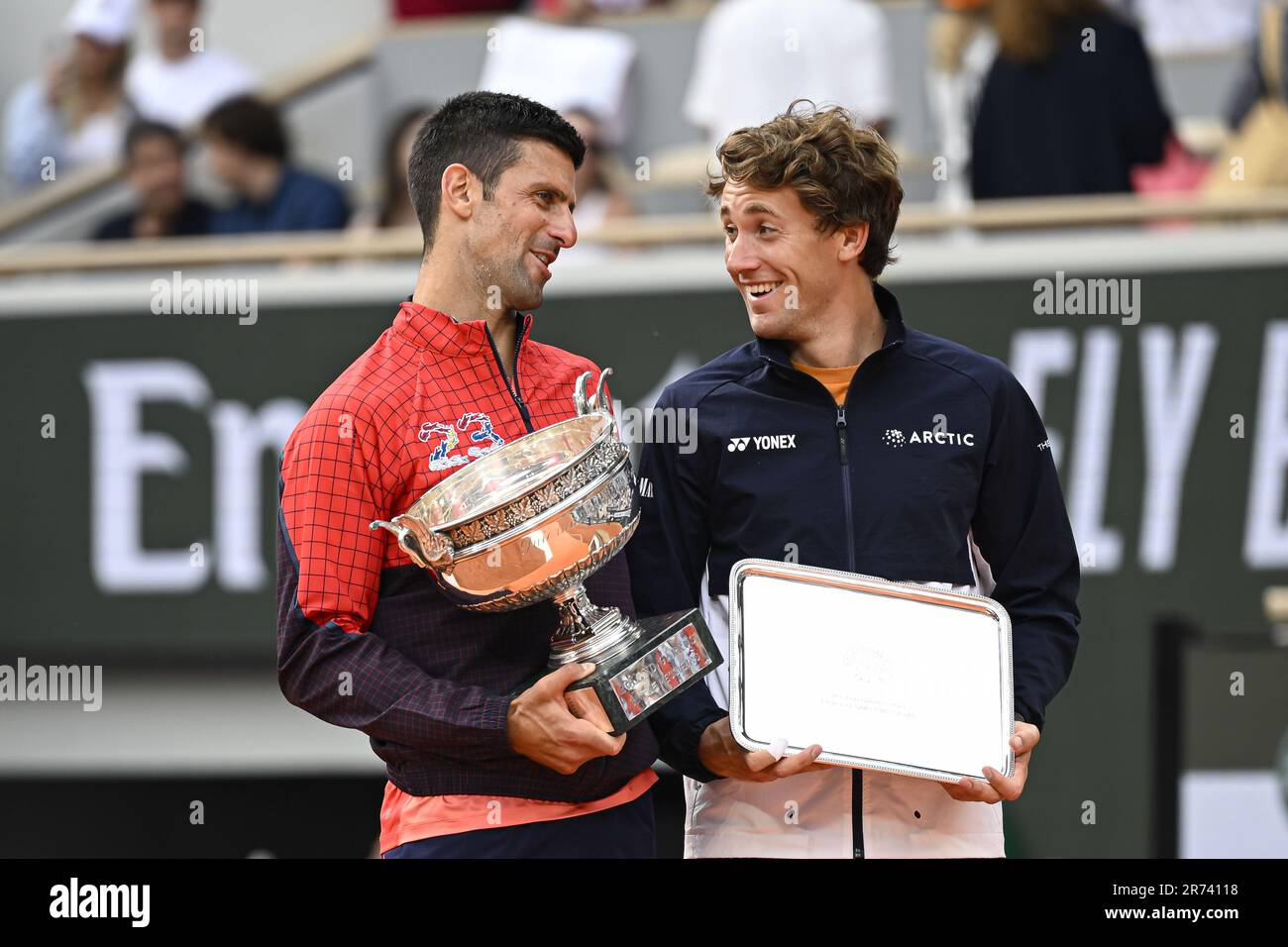 Frankreich. 11. Juni 2023. 11. Juni 2023, Frankreich: Novak Djokovic und Capser Ruud während des Finales der French Open, Grand Slam Tennis Turnier am 11. Juni 2023 im Roland Garros Stadion in Paris, Frankreich. Photo Victor Joly/DPPI - Photo Victor Joly/DPPI/LiveMedia. (Kreditbild: © Victor Joly/LPS über Kredit: Zuma Press/Alamy Live News Stockfoto