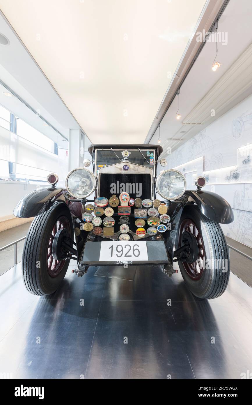 Automobilausstellung im Besucherzentrum Kaiser-Franz-Josefs Höhe, Oldtimer, Frontal Stockfoto