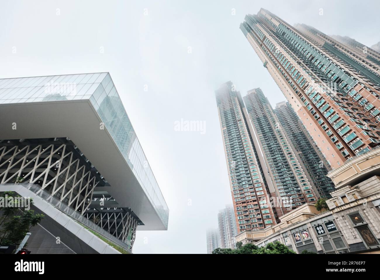 Tseung Kwan O, Hongkong - April 12 2023: Hong Kong Design Institute (HKDI) Campus Stockfoto