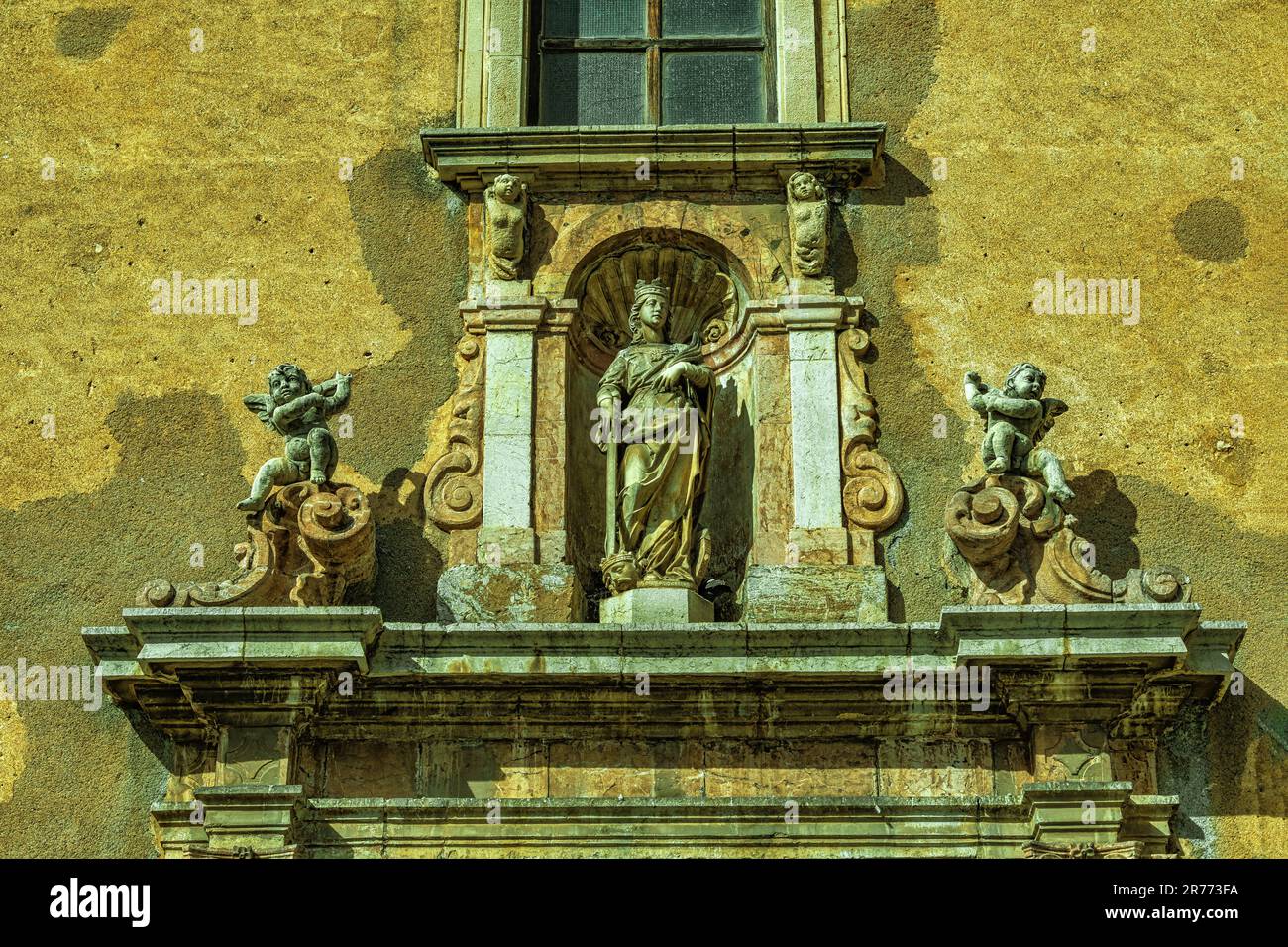 Details zur Fassade der Kirche Santa Caterina d'Alessandria in Taormina. Taormina, Provinz Messina, Sizilien, Italien, Europa Stockfoto