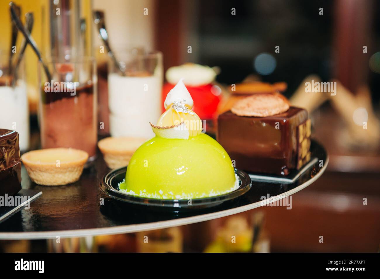 Süße Desserts, Speisen auf Hochzeiten oder Festlichkeiten Stockfoto