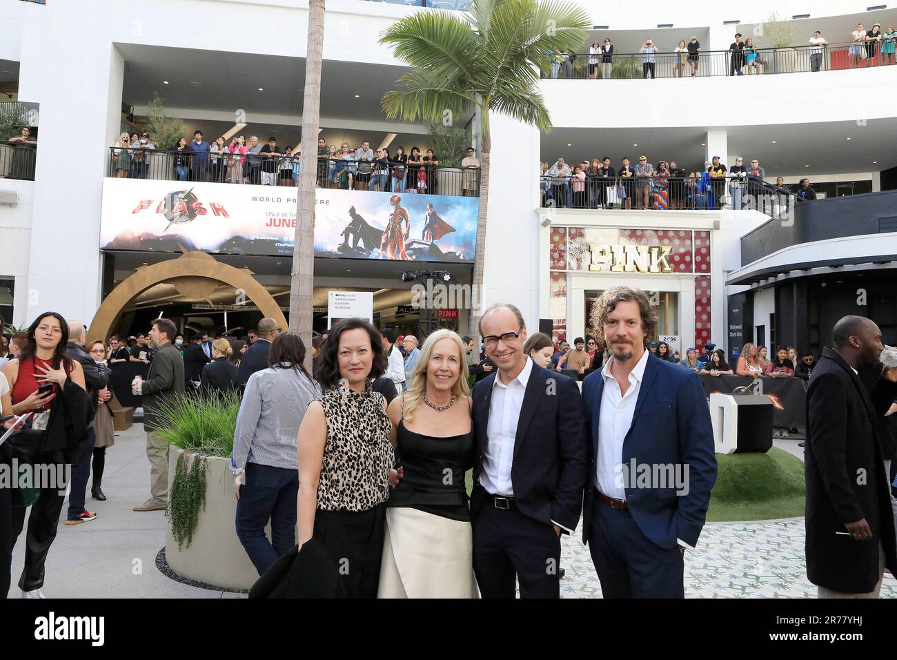 12. Juni 2023, Los Angeles, Kalifornien, USA: LOS ANGELES, KALIFORNIEN - JUNI 12: Nancy Nugent-Title, Clarissa Lerchenfeld Keller, Michael Keller, John Marquis bei der Premiere von Warner Bros The Flash at Ovation Hollywood (Credit Image: © Nina Prommer/ZUMA Press Wire) – NUR REDAKTIONELLE VERWENDUNG! Nicht für den kommerziellen GEBRAUCH! Stockfoto