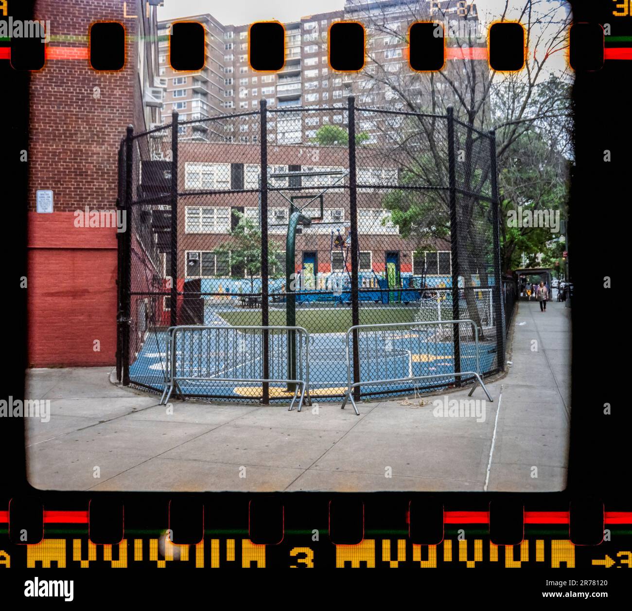 PS33 Spielplatz in Chelsea in New York im Mai 2023. (© Richard B. Levine) Stockfoto