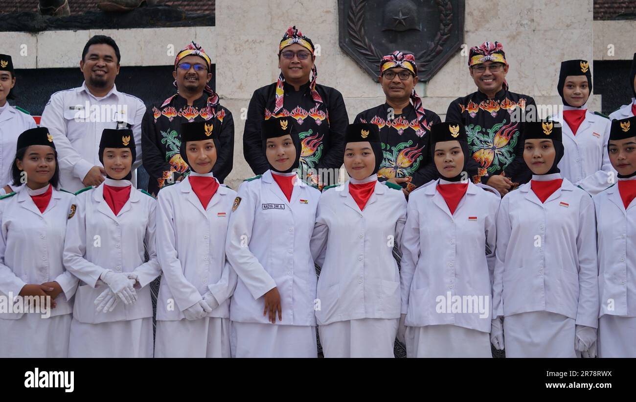 Indonesische Flaggenraiser auf (nationaler Karneval) Stockfoto