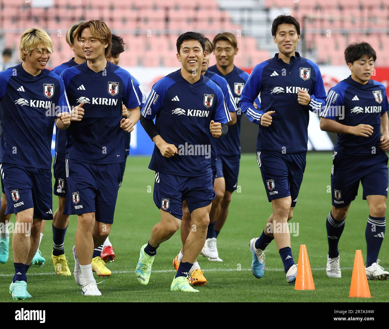 Japanese national football team, Samurai Blue players attend a practice session at Toyota Stadium in Aichi Prefecture on June 14, 2023. Japan will face El Salvador on the following day. ( The Yomiuri Shimbun via AP Images ) Stockfoto