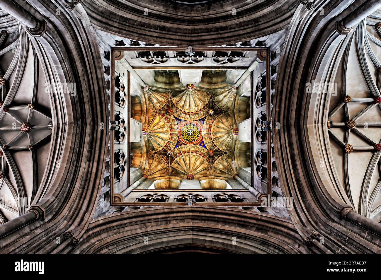 Die Kathedrale von Canterbury, Blick in Richtung der Kreuzung, Südostengland, administrative Grafschaft Kent, England, Vereinigtes Königreich Stockfoto