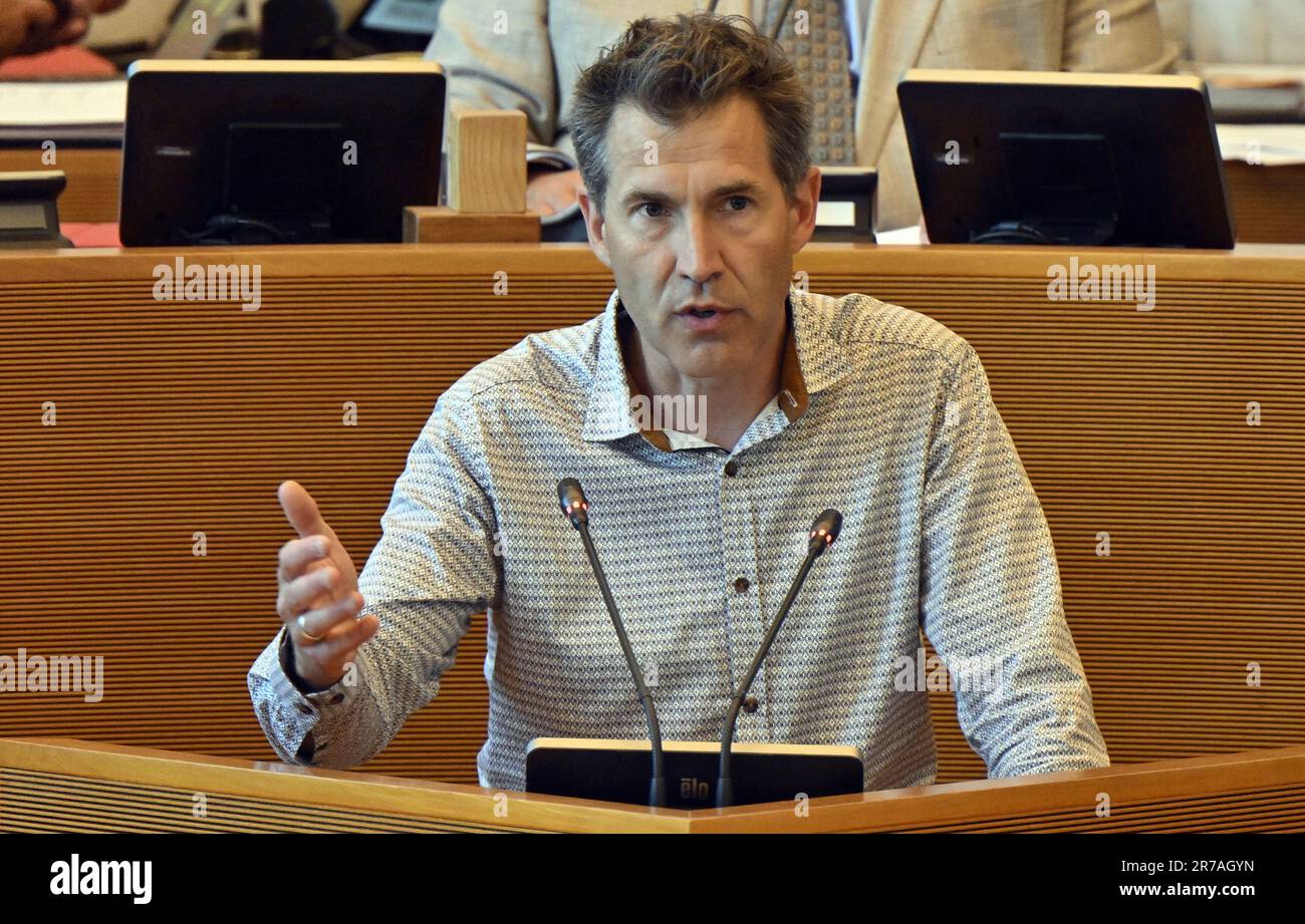 Namur, Belgien. 14. Juni 2023. Jean-Philippe Florent von Ecolo wurde auf einer Plenartagung des Wallonischen Parlaments am Mittwoch, den 14. Juni 2023 in Namur abgebildet. BELGA FOTO ERIC LALMAND Kredit: Belga News Agency/Alamy Live News Stockfoto