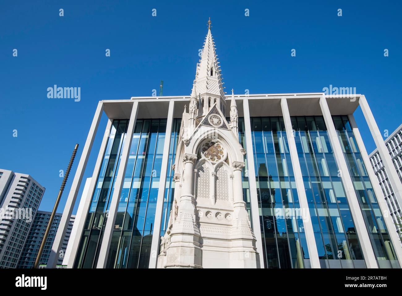 Sonniger Tag am Chamberlain Square in Birmingham, West Midlands England Großbritannien Stockfoto