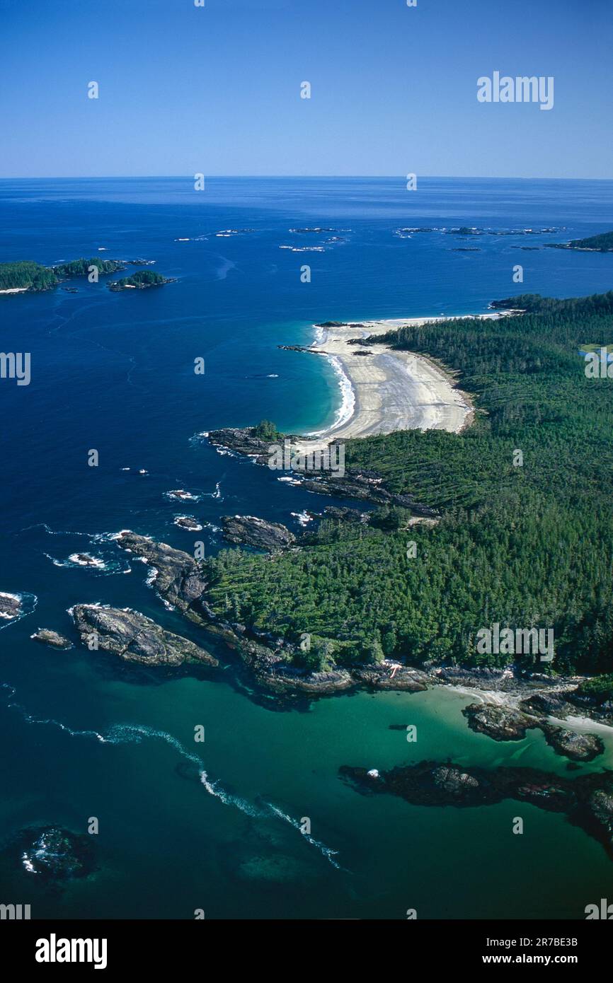 Aus der Luft von Vargas Island, Vancouver Island, BC, Kanada Stockfoto