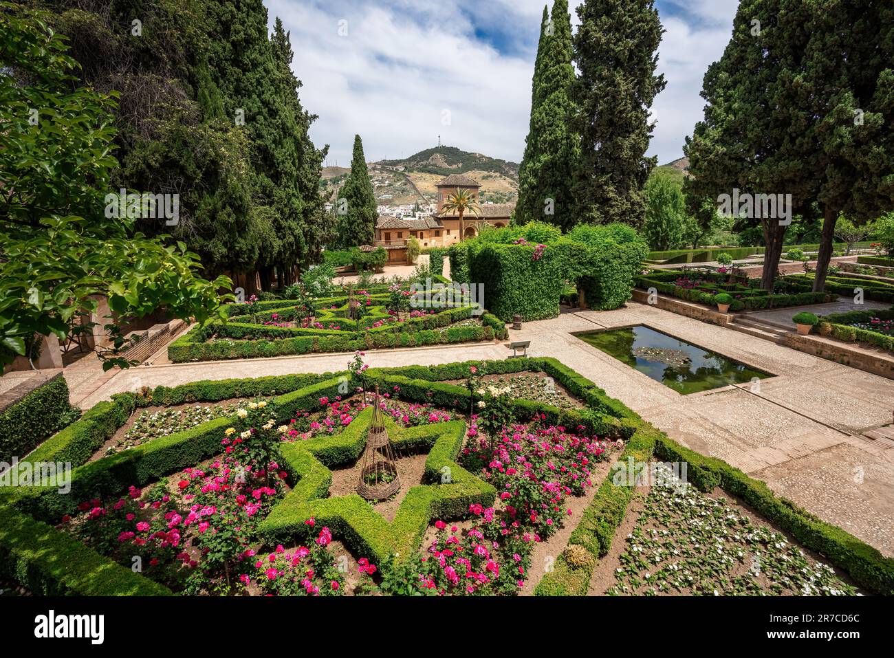 Gärten von El Partal in der Alhambra - Granada, Andalusien, Spanien Stockfoto