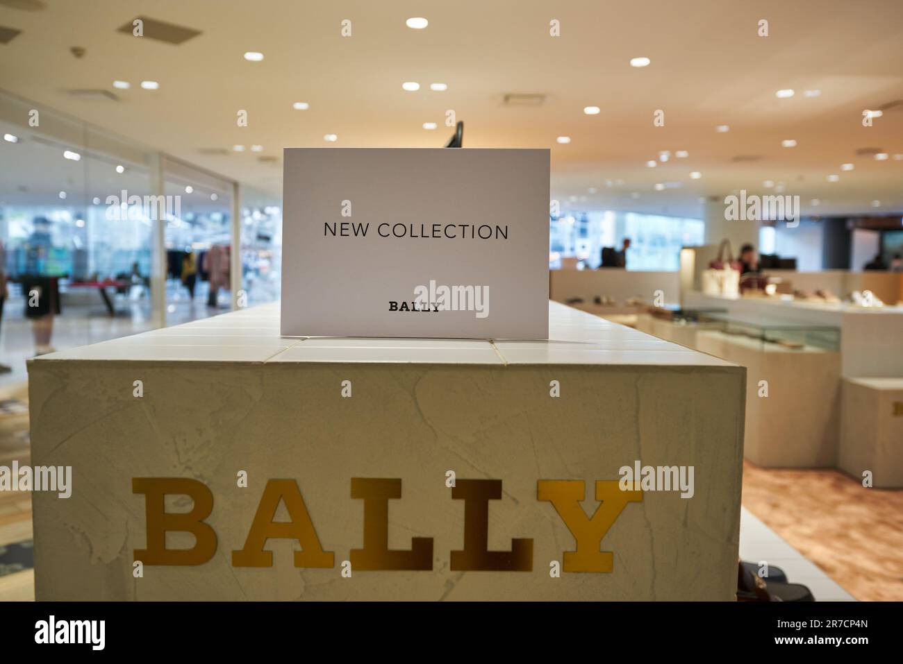 BANGKOK, THAILAND - CA. JANUAR 2020: Bally-Schild im Einkaufszentrum Siam Discovery. Stockfoto