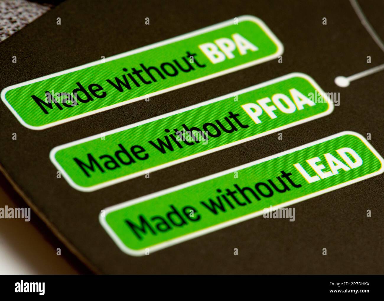 Ohne BPA, PFOA und BLEIBESCHRIFTUNG auf der Verpackung der Bratpfanne mit Antihaftbeschichtung für sicheres Kochgeschirr Stockfoto