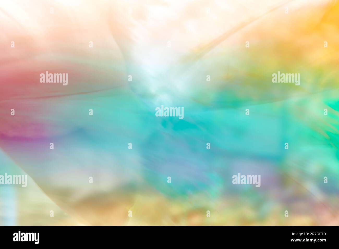 Farbenfroher, verschwommener abstrakter Hintergrund für das thailändische Neujahrsfest Songkran. Abstrakter heller Hintergrund in Regenbogenfarbe, farbige Disco-Lichter Stockfoto