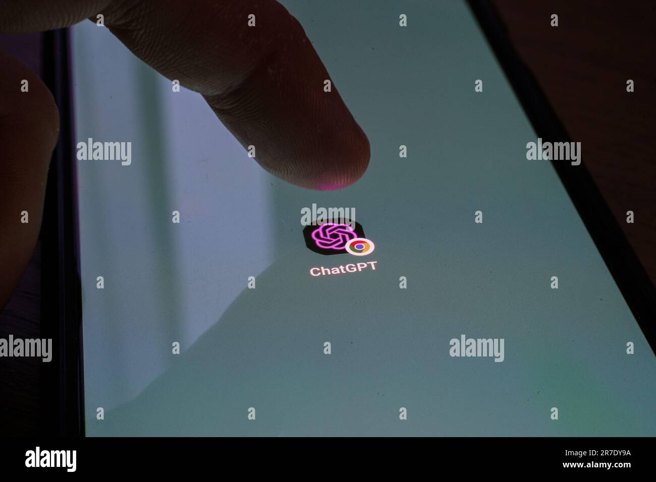 ChatGPT OpenAI-Logo auf Smartphone Stockfoto